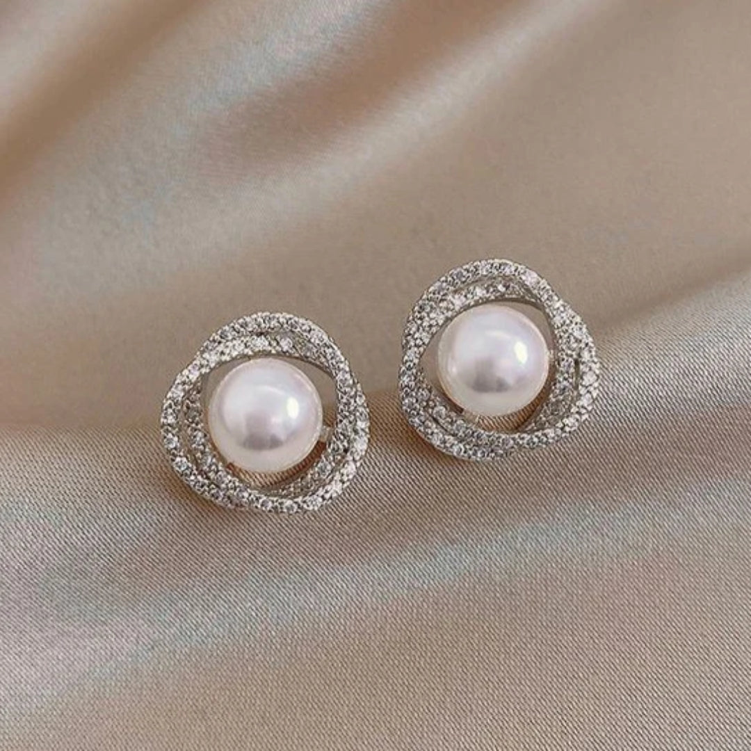 Elegant Bright Spiral Pearl Earrings