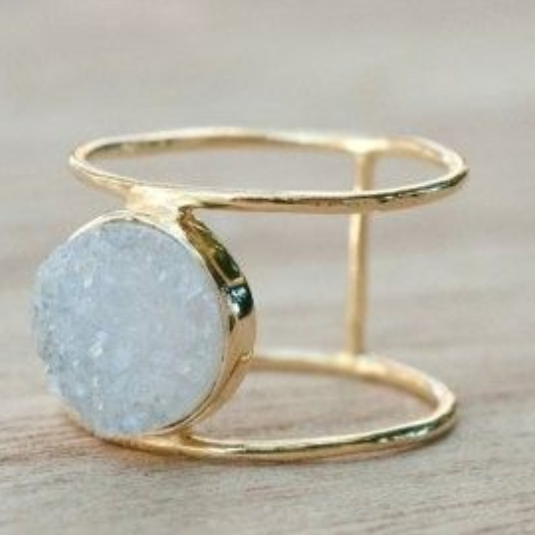 Vintage Inlaid Opal Stone Gold Ring