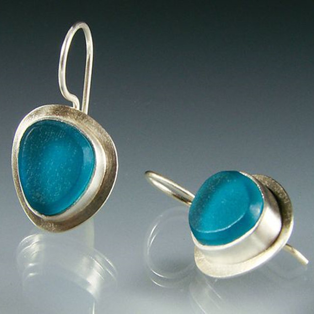 Vintage Blue Stone Earrings in Silver