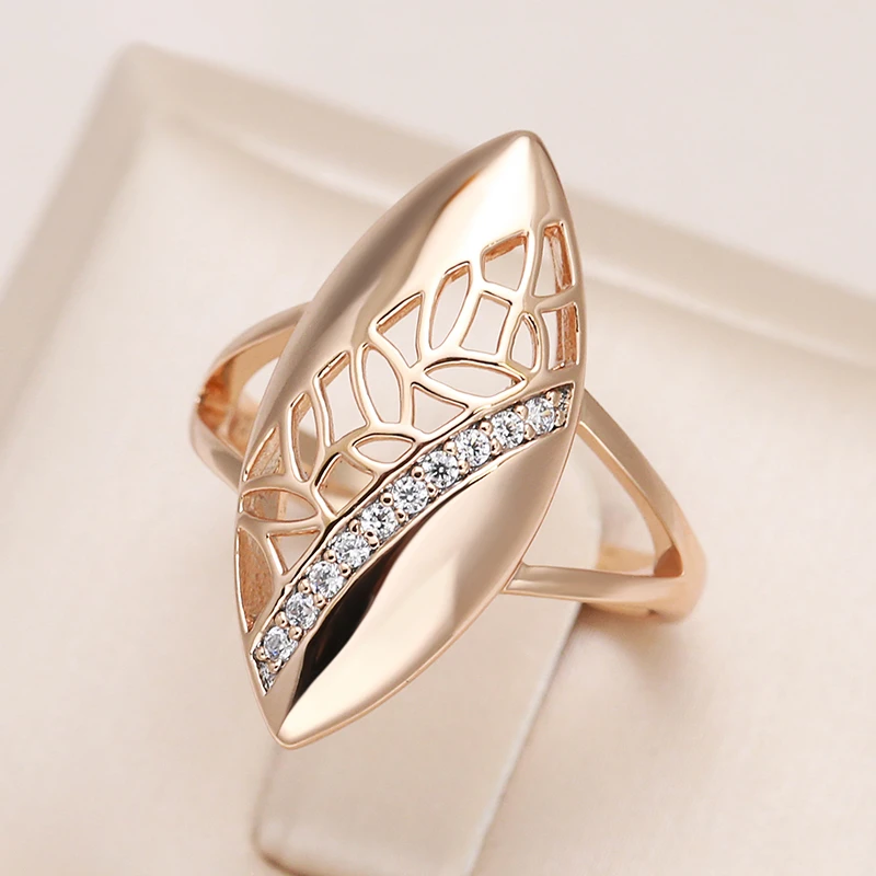 Elegant Zirconia Ring