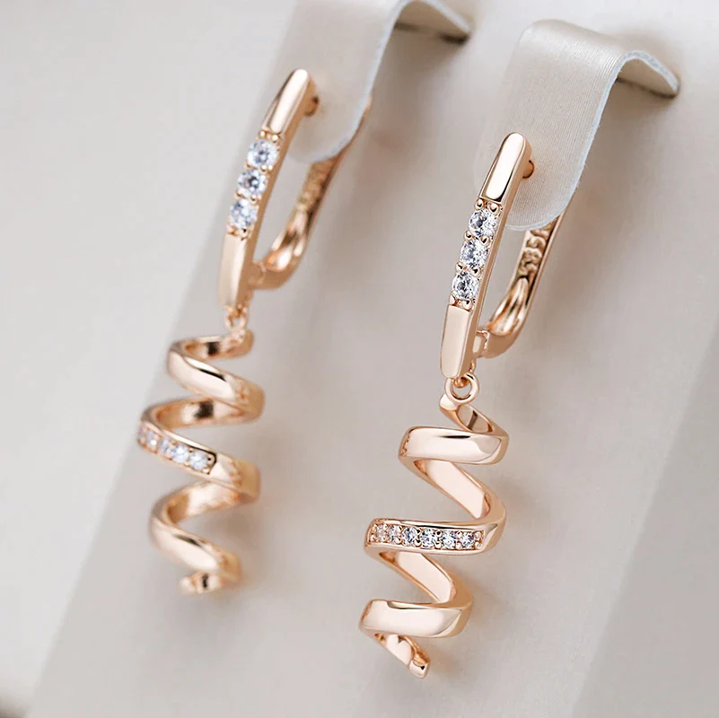 Elegant Spiral Zirconia Earrings in Gold