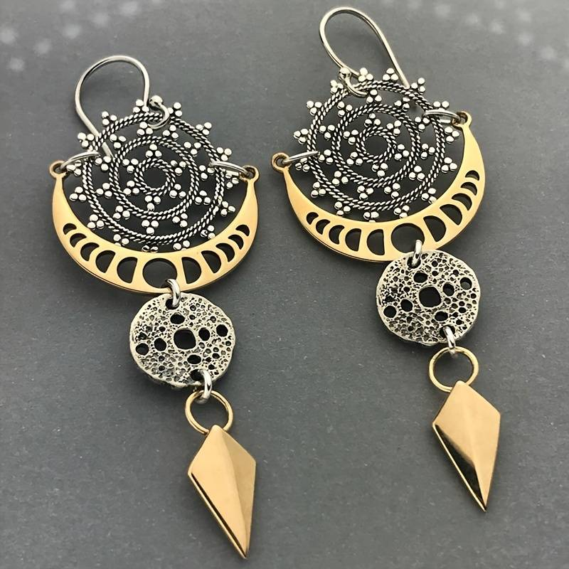 Vintage Golden Etnic Earrings