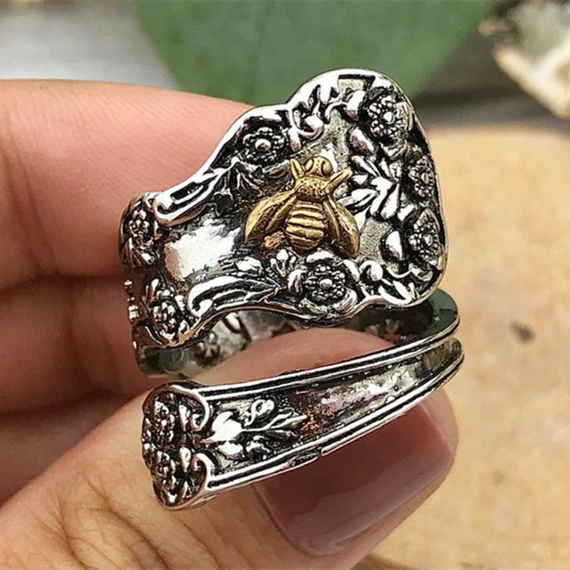 Vintage Inlaid Golden Bee Ring