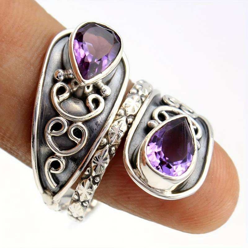 Vintage Purple Crystal Spiral Ring