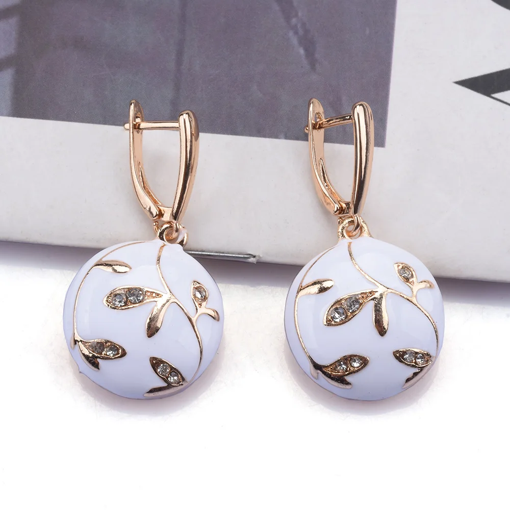 Vintage White & Gold Earrings