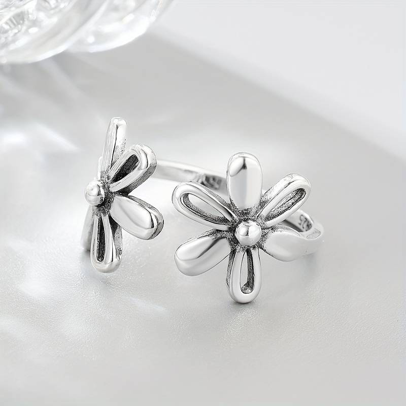 Vintage Open Silver Flower Ring