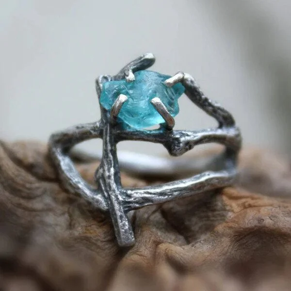 Vintage Natural Blue Crystal Ring