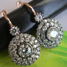 Vintage Crystal Roundad Glass Earrings