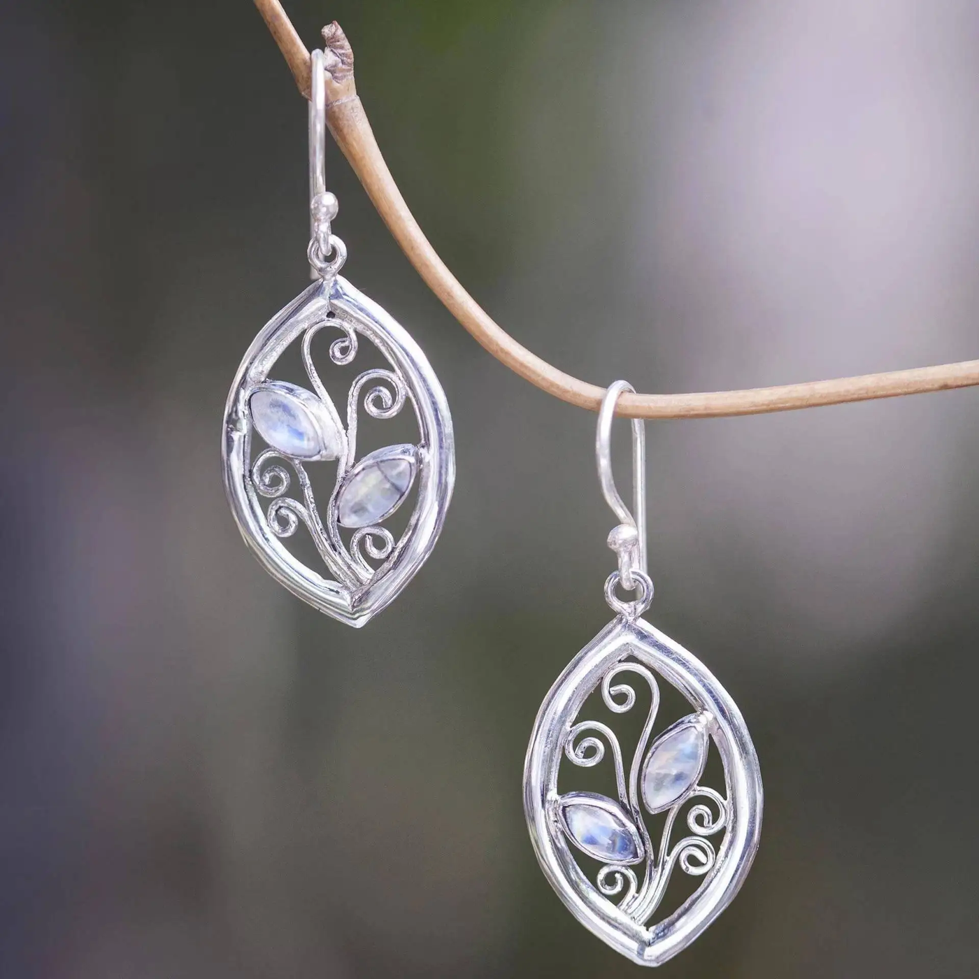 Vintage Zirconia Ivy Earrings